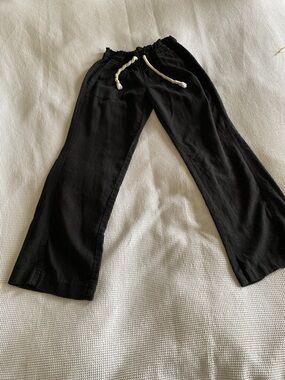 Roxy Black Linen/Viscose Blend Casual Pants with Drawstring and Flared Leg.